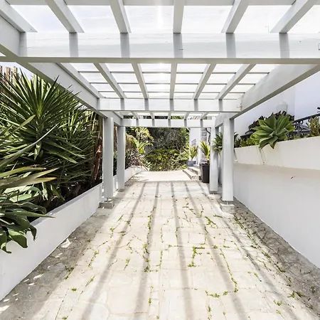 Estoril Contemporary Garden By Cadenzalux Вилла Кашкайш