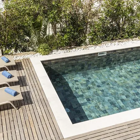 Estoril Contemporary Garden By Cadenzalux Вилла