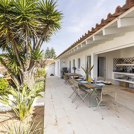 Estoril Contemporary Garden By Cadenzalux *