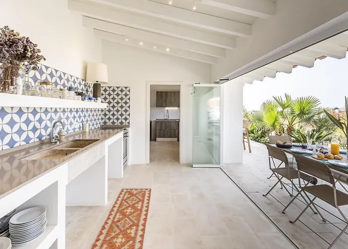 Villa Estoril Contemporary Garden By Cadenzalux *