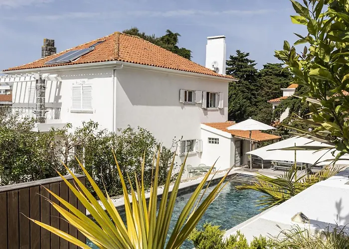 Villa Estoril Contemporary Garden By Cadenzalux *