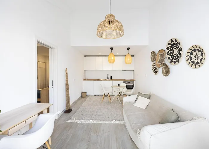 Villa Estoril Contemporary Garden By Cadenzalux