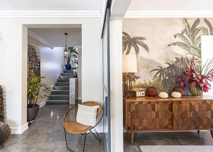Estoril Contemporary Garden By Cadenzalux Villa